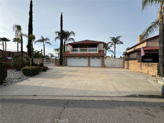 30431 Sparkle Drive - Photo 1