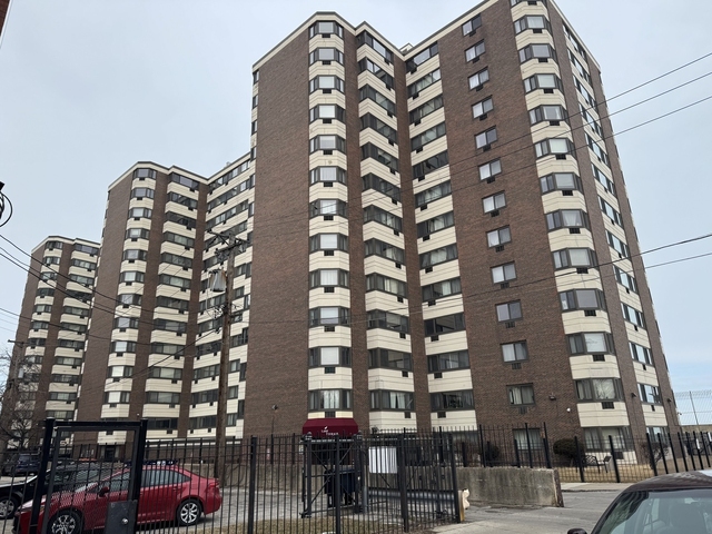 7337 S South Shore Drive - Photo 1