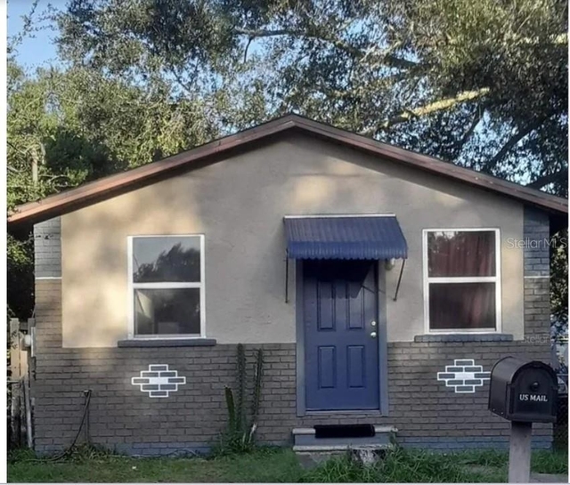 8213 N 17th Street - Photo 1