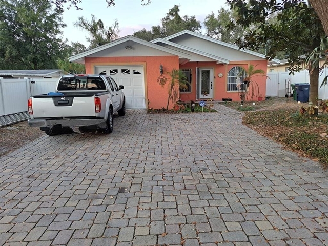 1405 W Rambla Street - Photo 1