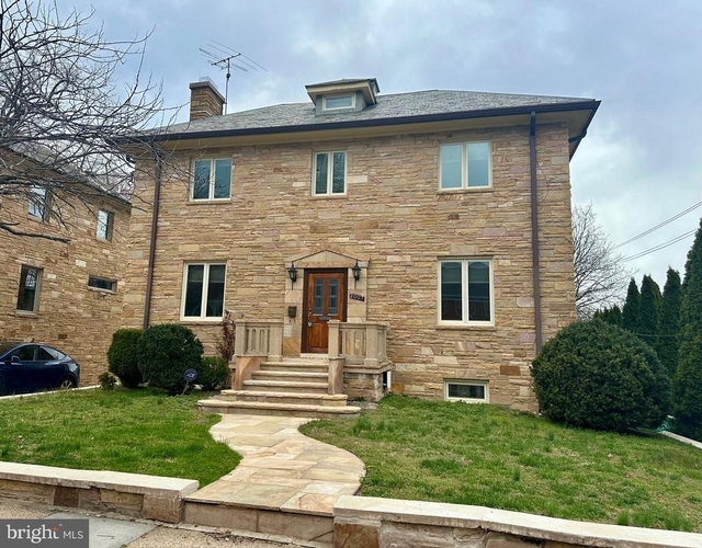 3007 Oliver Street Nw - Photo 1