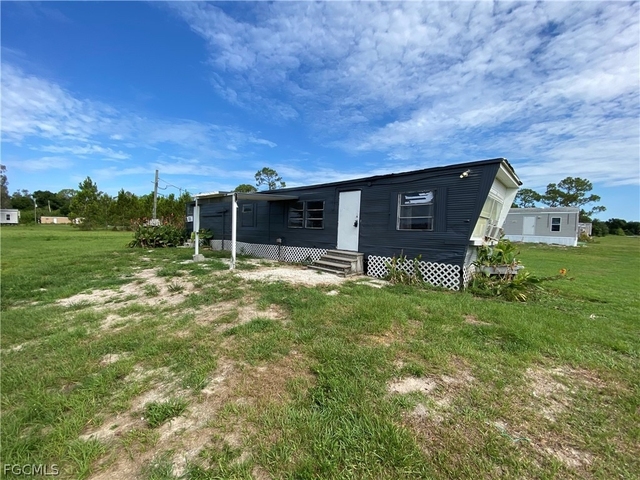 8086 Heck Drive - Photo 1