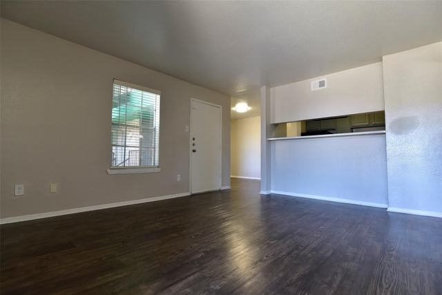 14403 Pavilion Point - Photo 1