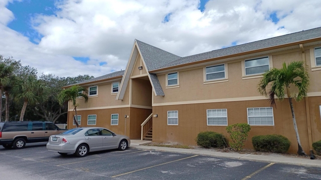280 Ulster Lane - Photo 1