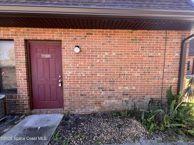 4818 Overlook Drive Ne - Photo 1