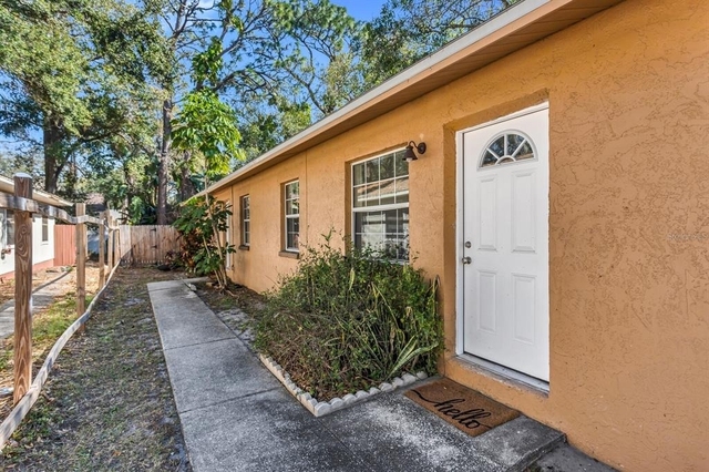 14717 Sunset St - Photo 1