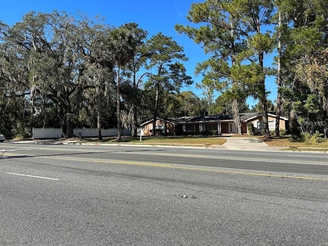 1333 Se 17th Street - Photo 1