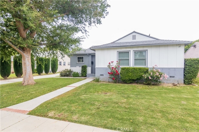 8129 Darby Avenue - Photo 1
