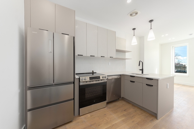 43 Kingston Avenue - Photo 1