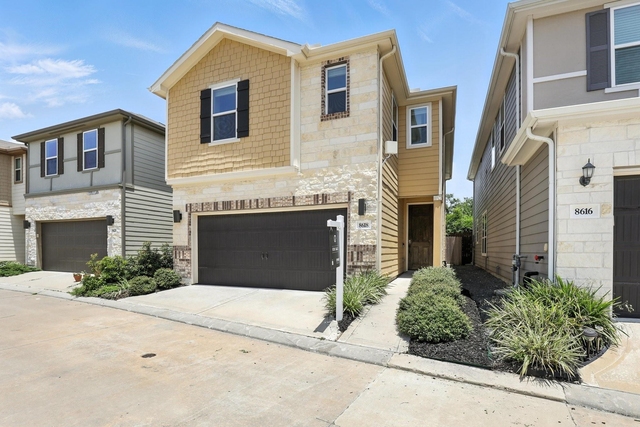 8618 Cedar Plains Lane - Photo 1