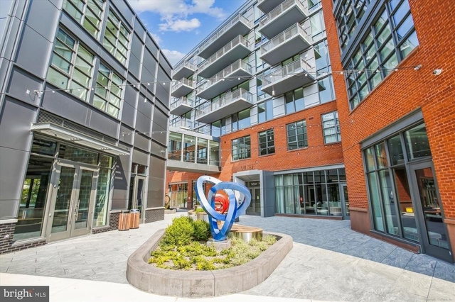 1201 N Royal Street - Photo 1