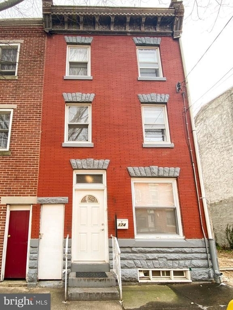174 W Master Street - Photo 1