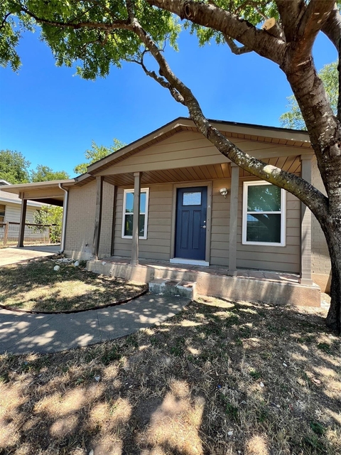 7909 Lazy Ln - Photo 1