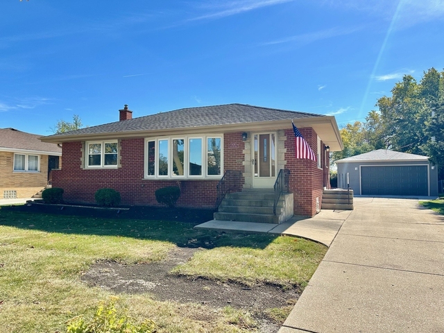 8129 W Courtland Avenue - Photo 1
