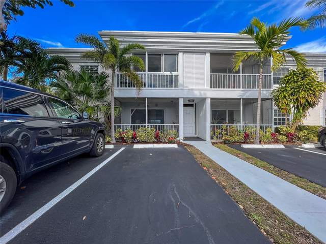 6239 Bay Club Drive - Photo 1