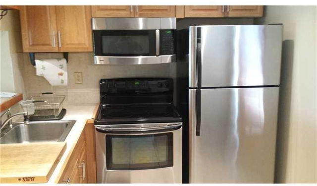 9301 Lime Bay Boulevard - Photo 1