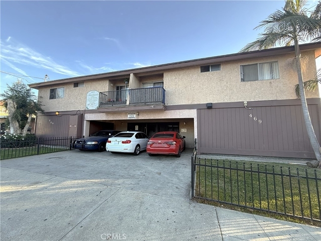 469 W Oliver Street - Photo 1