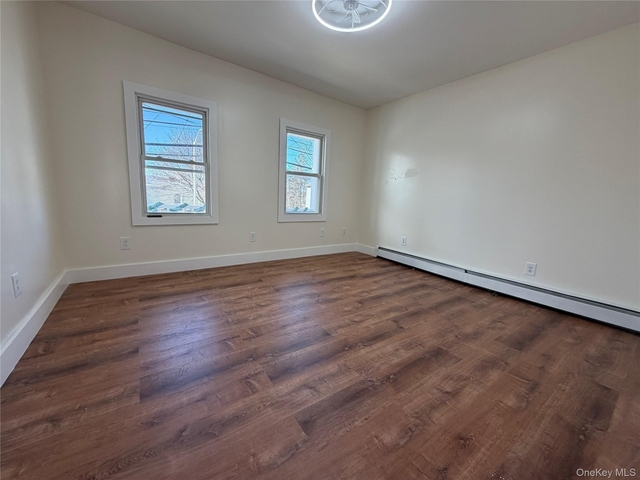 155 N Clinton Street - Photo 1