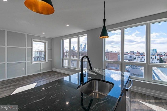 526 Brown Street - Photo 1