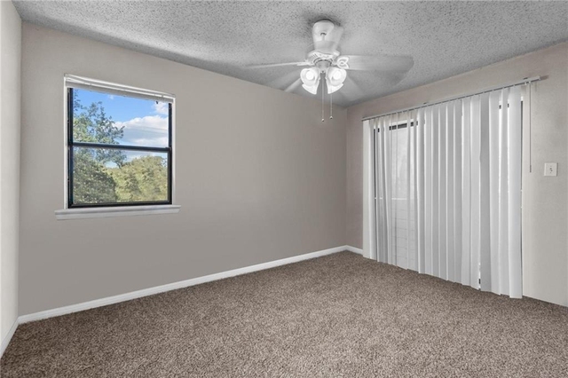 2510 San Gabriel St - Photo 1