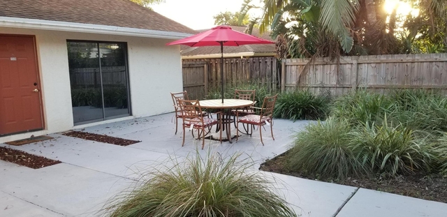 1509 Hawthorne Place - Photo 1