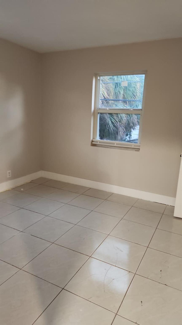 1104 State Street - Photo 1