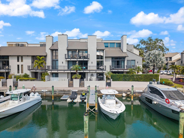 16 Portside Drive - Photo 1