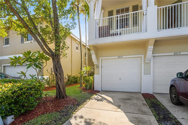 4809 N Wickham Circle - Photo 1