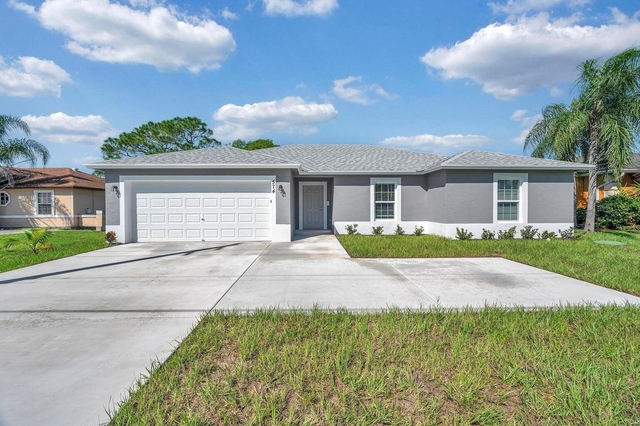 574 Nw Bayshore Boulevard - Photo 1