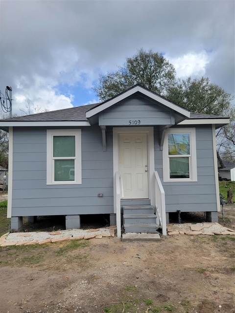 5109 Earline Street - Photo 1