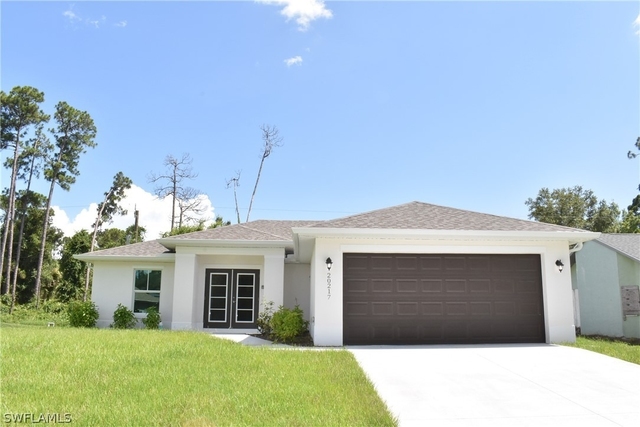 20217 Renwick Avenue - Photo 1