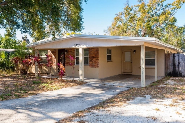 2407 S Harold Avenue - Photo 1