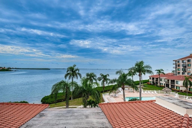 6218 Palma Del Mar Boulevard S - Photo 1