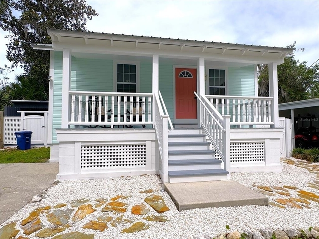 222 Ne 1st Avenue - Photo 1