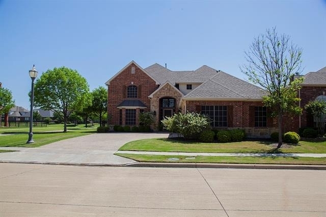 4122 W Crescent Way - Photo 1