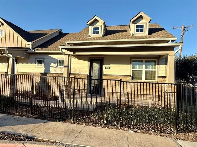 760 W Bedford Euless Road - Photo 1
