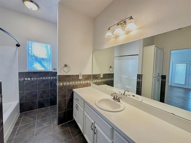 161 Elizabeth Street - Photo 1