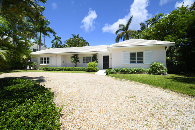 201 Pendleton Avenue - Photo 1