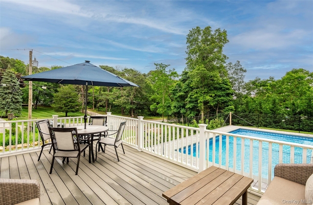 15 S Beach Road - Photo 1