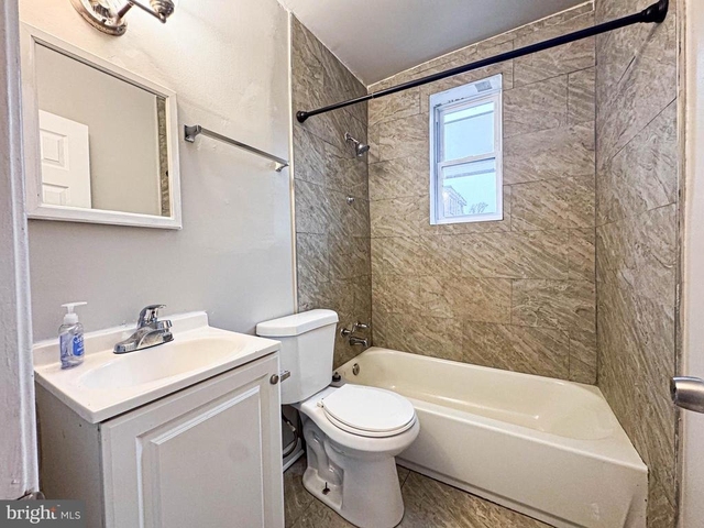 4630 Hillside Road Se - Photo 1