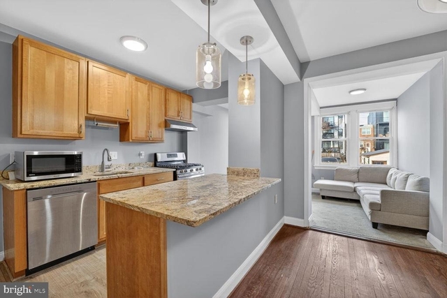 632 Franklin Street Ne - Photo 1