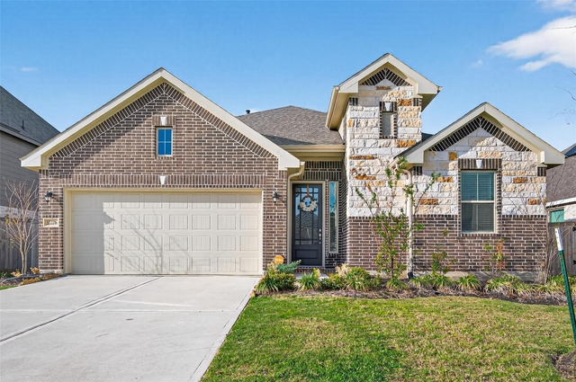 32226 Cedar Crest Drive - Photo 1