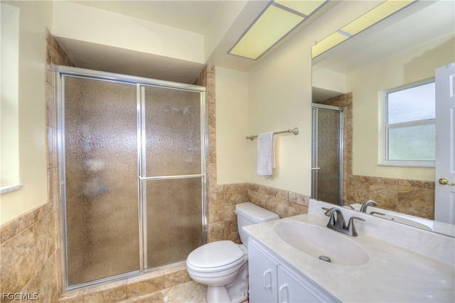 5652 Eichen Circle E - Photo 1