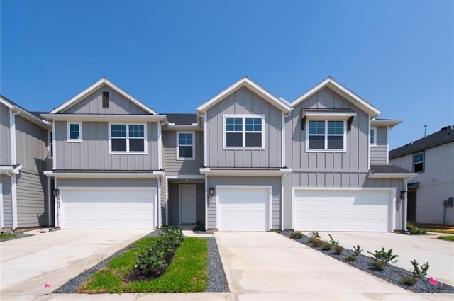 27930 Western Creek Court - Photo 1