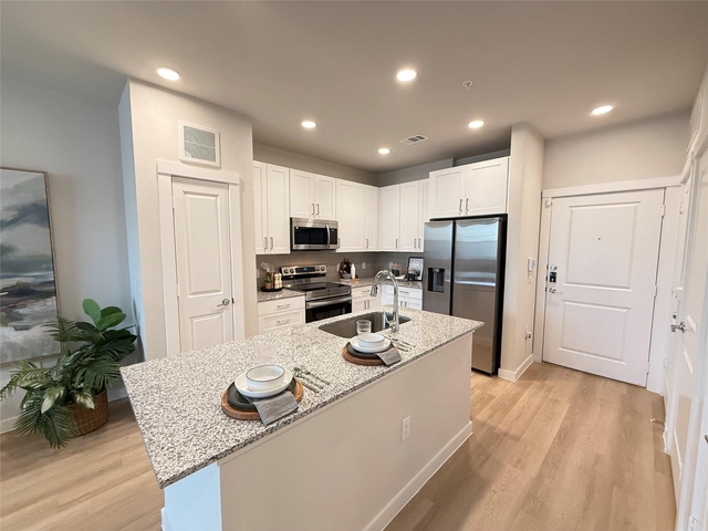 3409 Brinkman St - Photo 1
