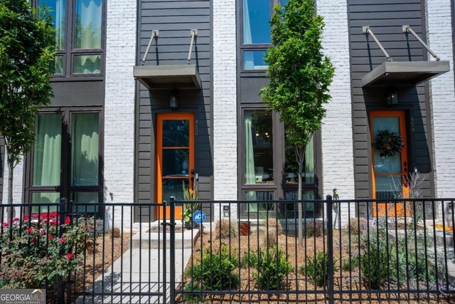 452 Latta Street Ne - Photo 1