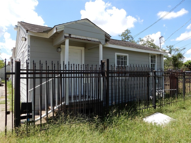 3804 Lelia Street - Photo 1