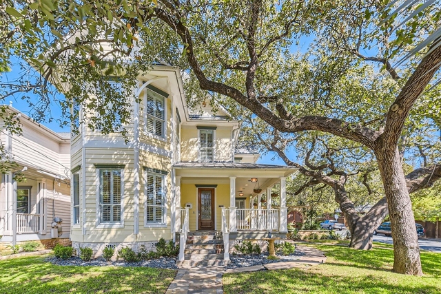 2390 W 8th St - Photo 1