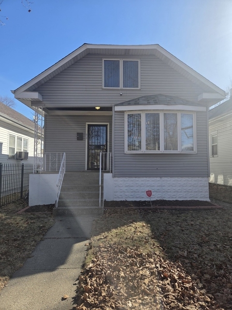 12051 S Yale Avenue - Photo 1