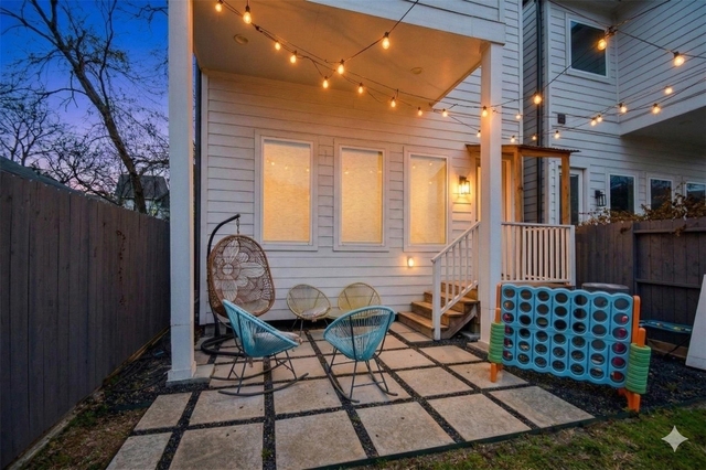1504 Evelyn Street - Photo 1